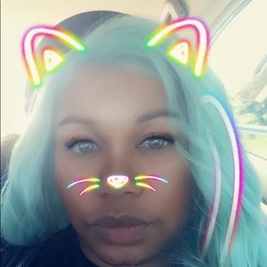 Meet your Posher, Alicia